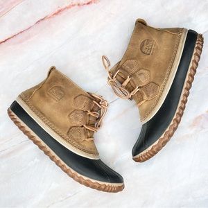 Sorel Out N About Duck Boots Tan 7.5